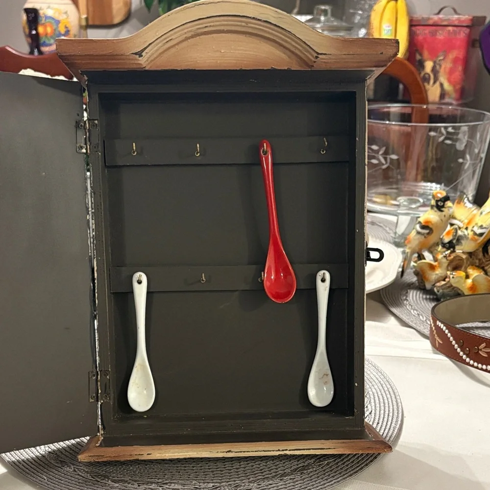 N/A charming vintage